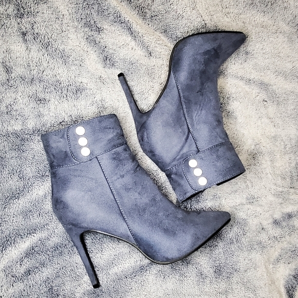 light blue suede feel booties - Picture 4 of 6